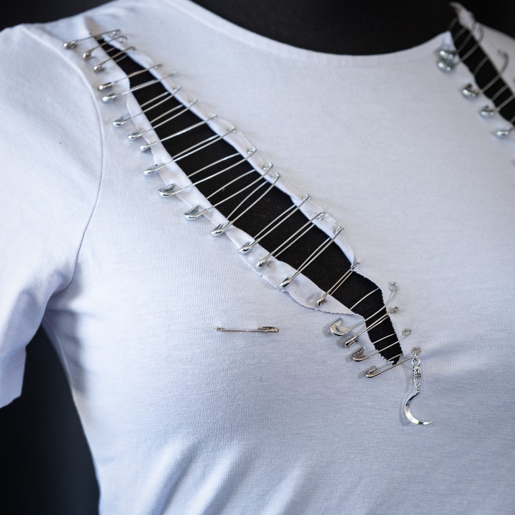 T-shirt "Scars" - XS / S