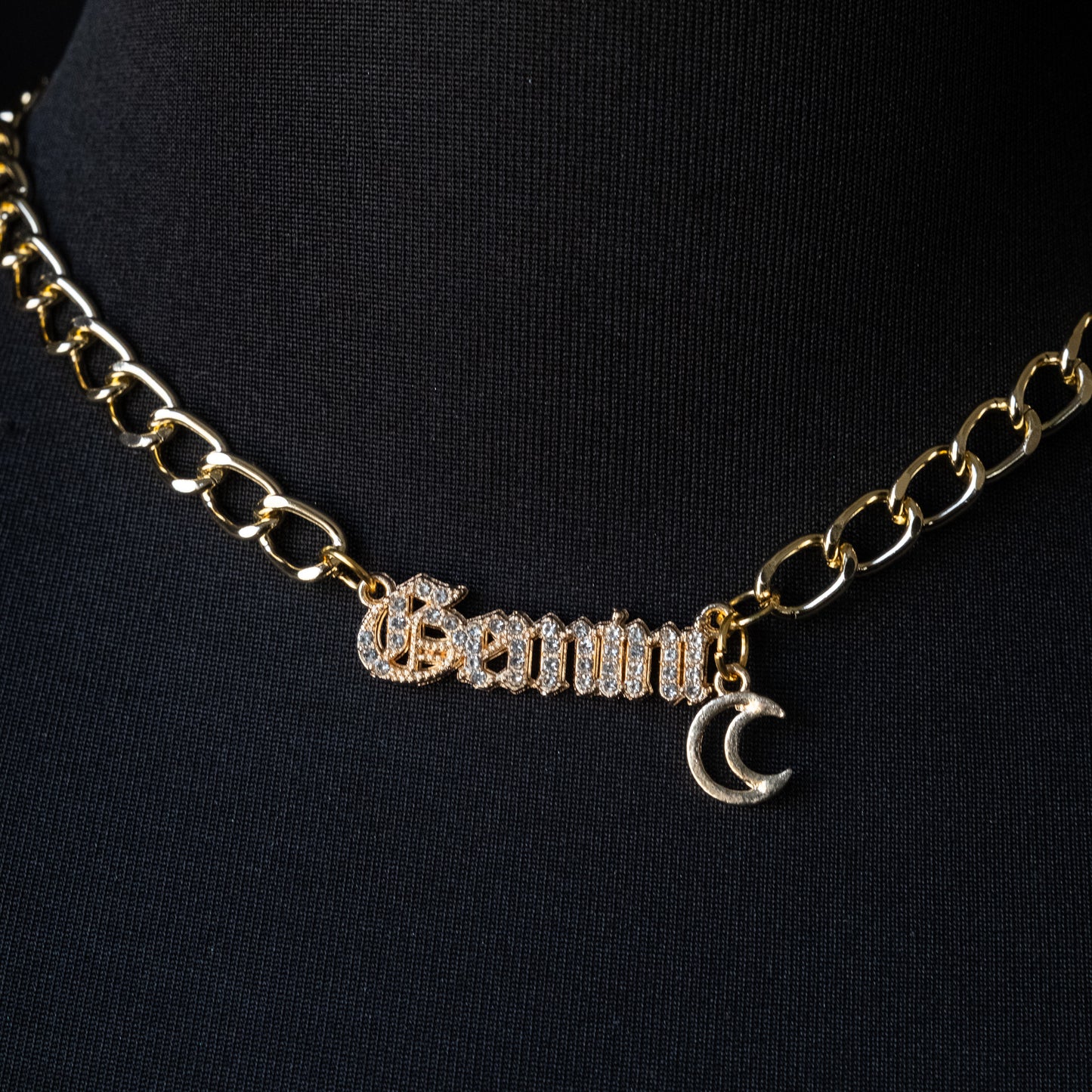 Collier Astro