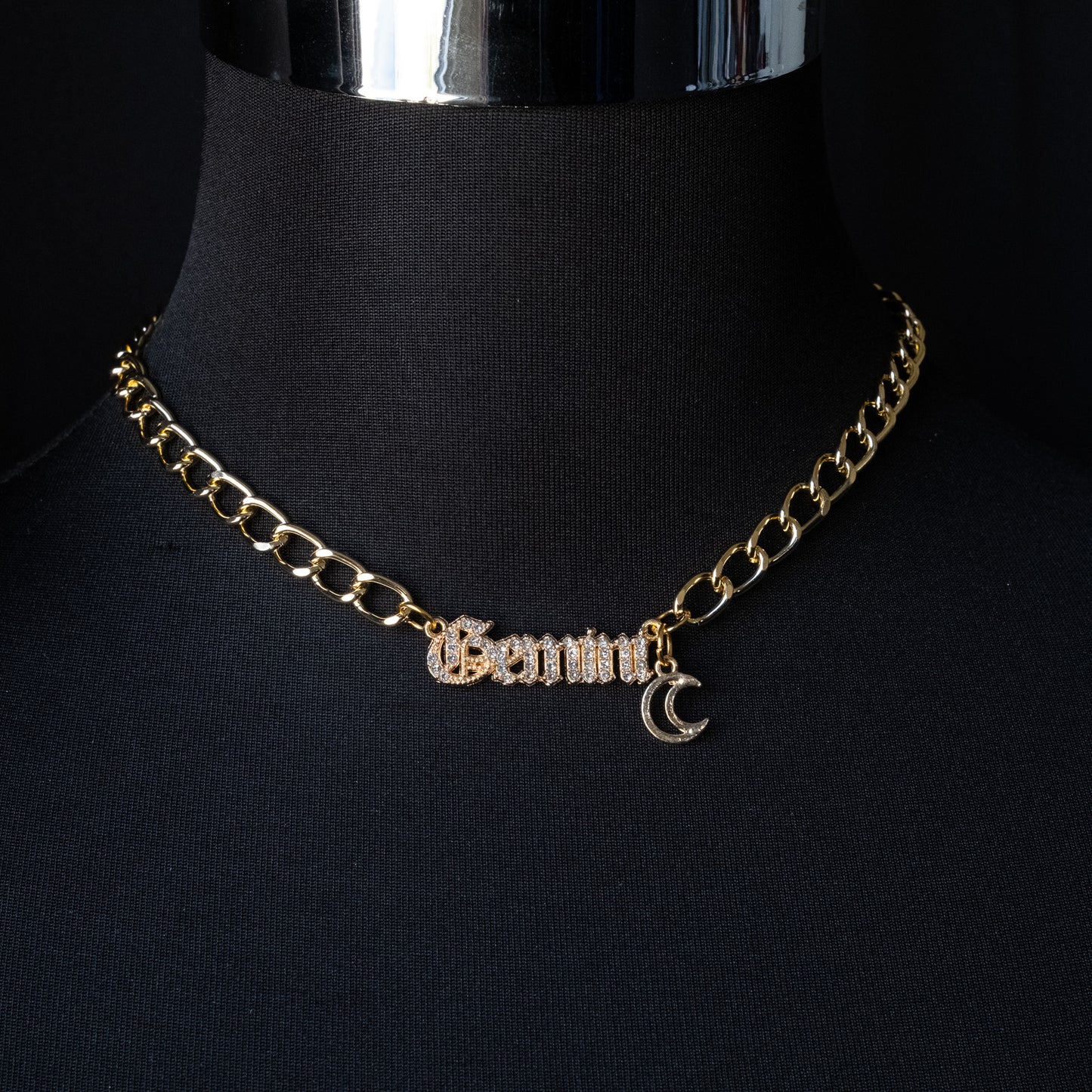 Collier Astro