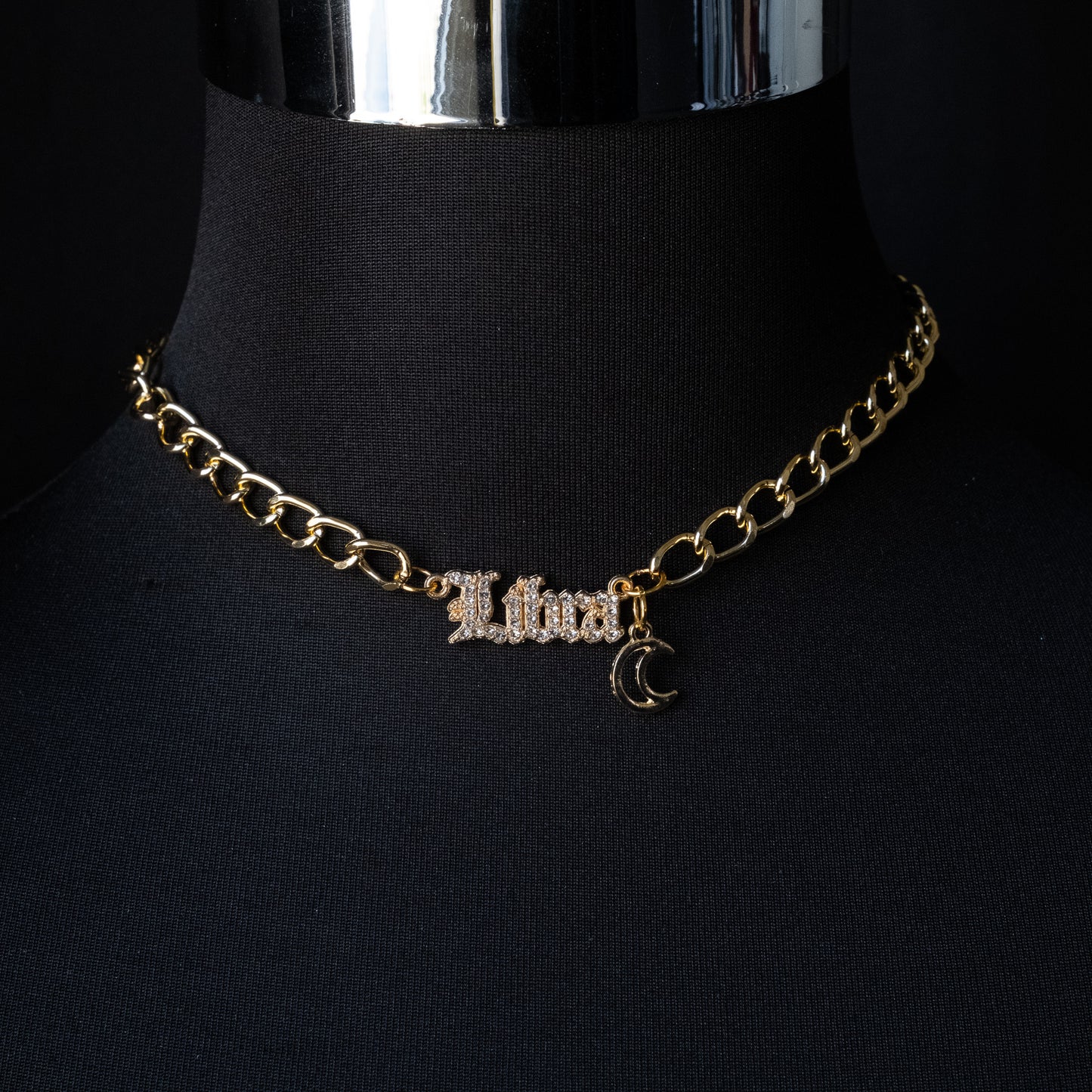 Collier Astro