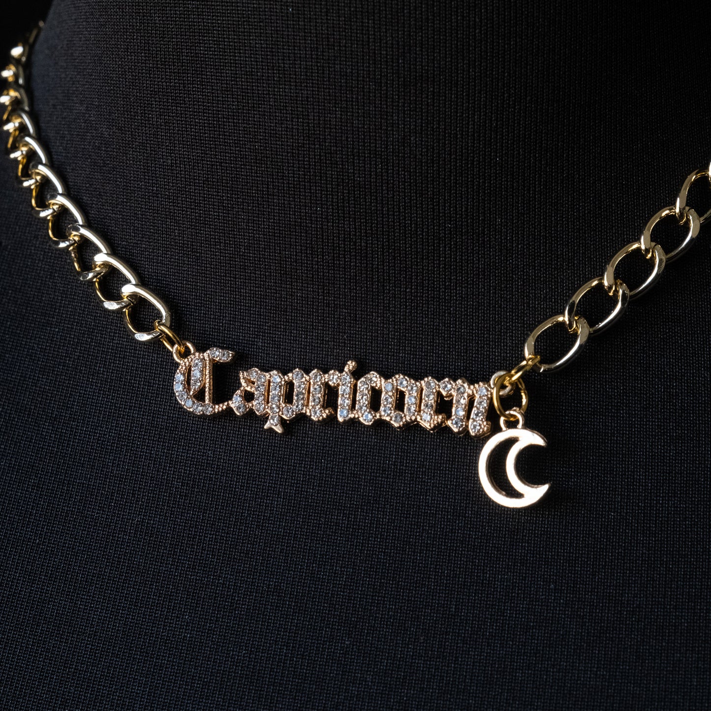 Collier Astro