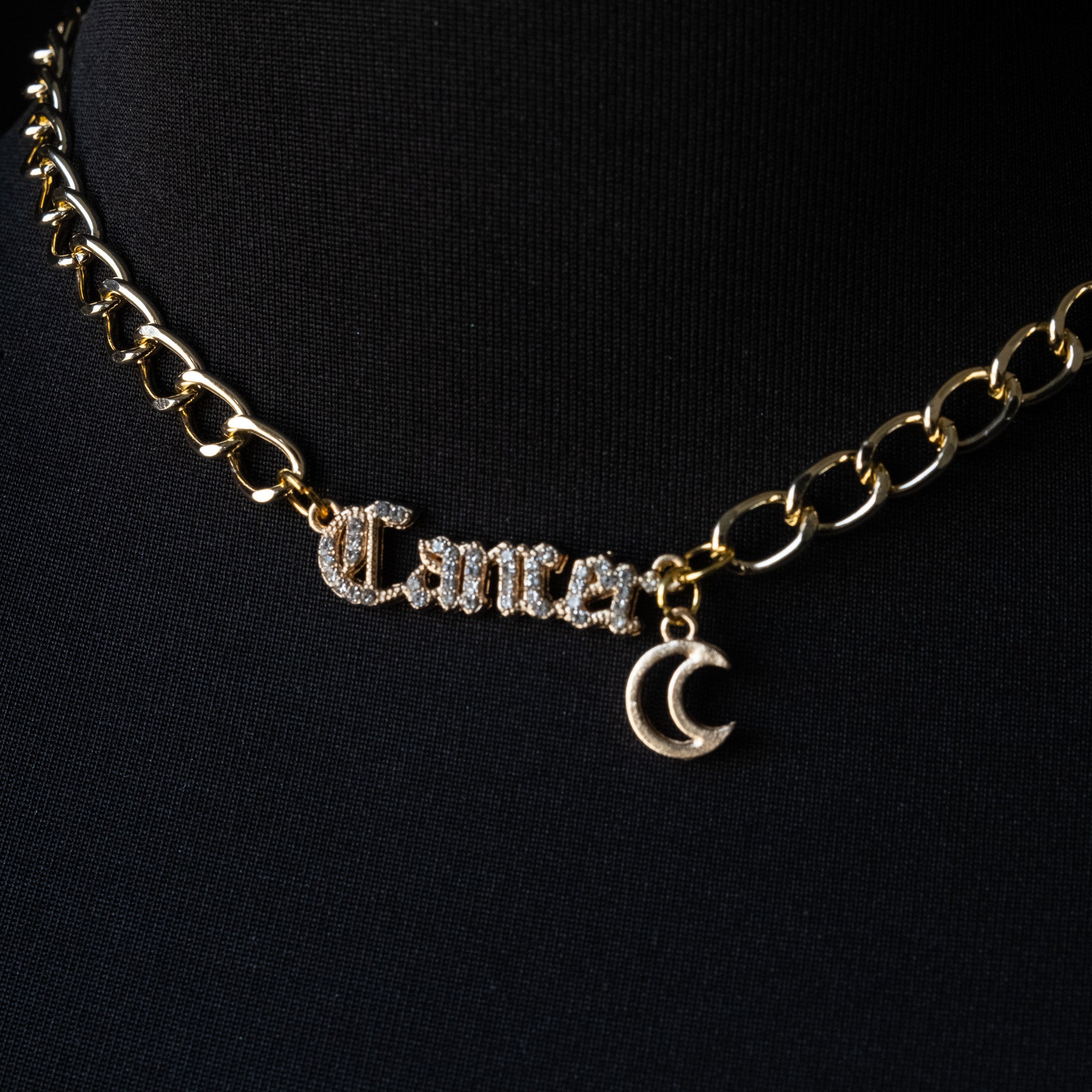 Collier Astro