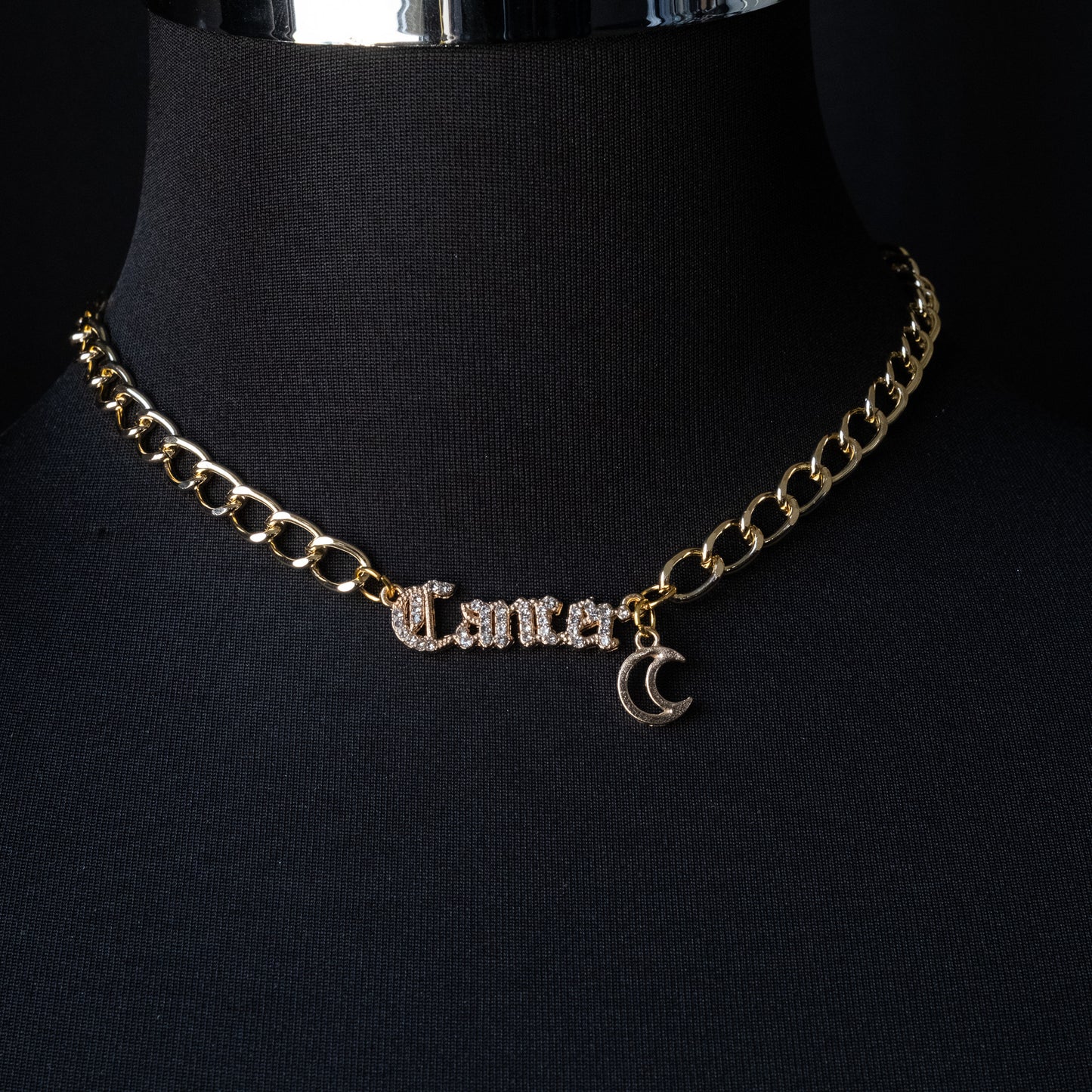 Collier Astro