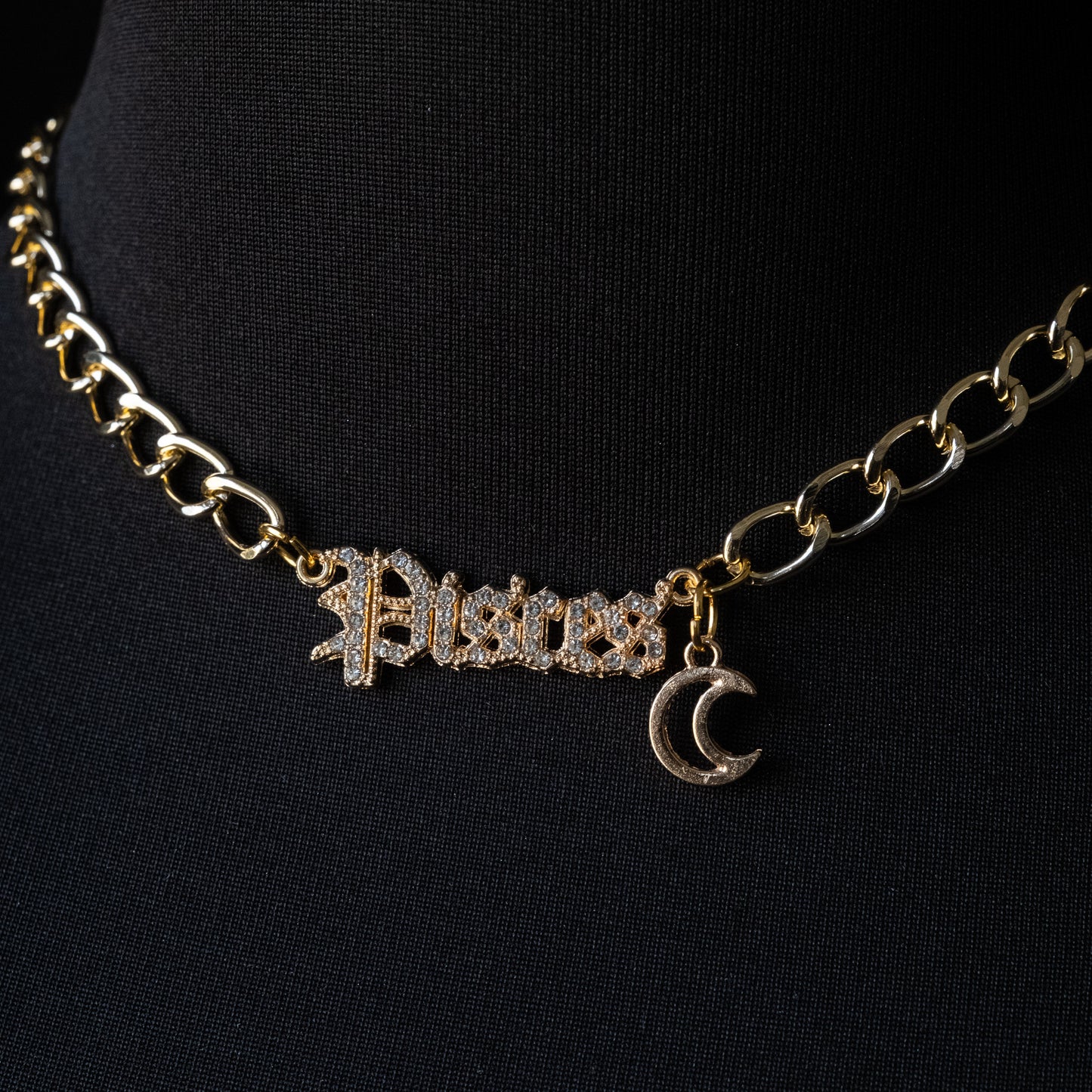 Collier Astro