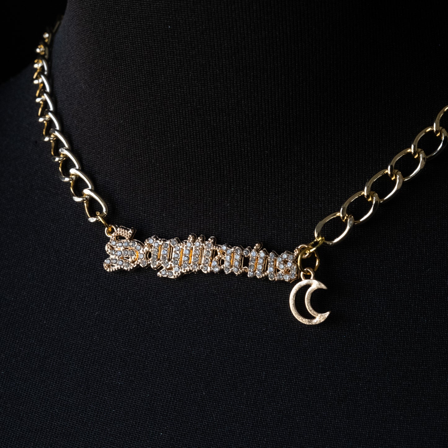 Collier Astro