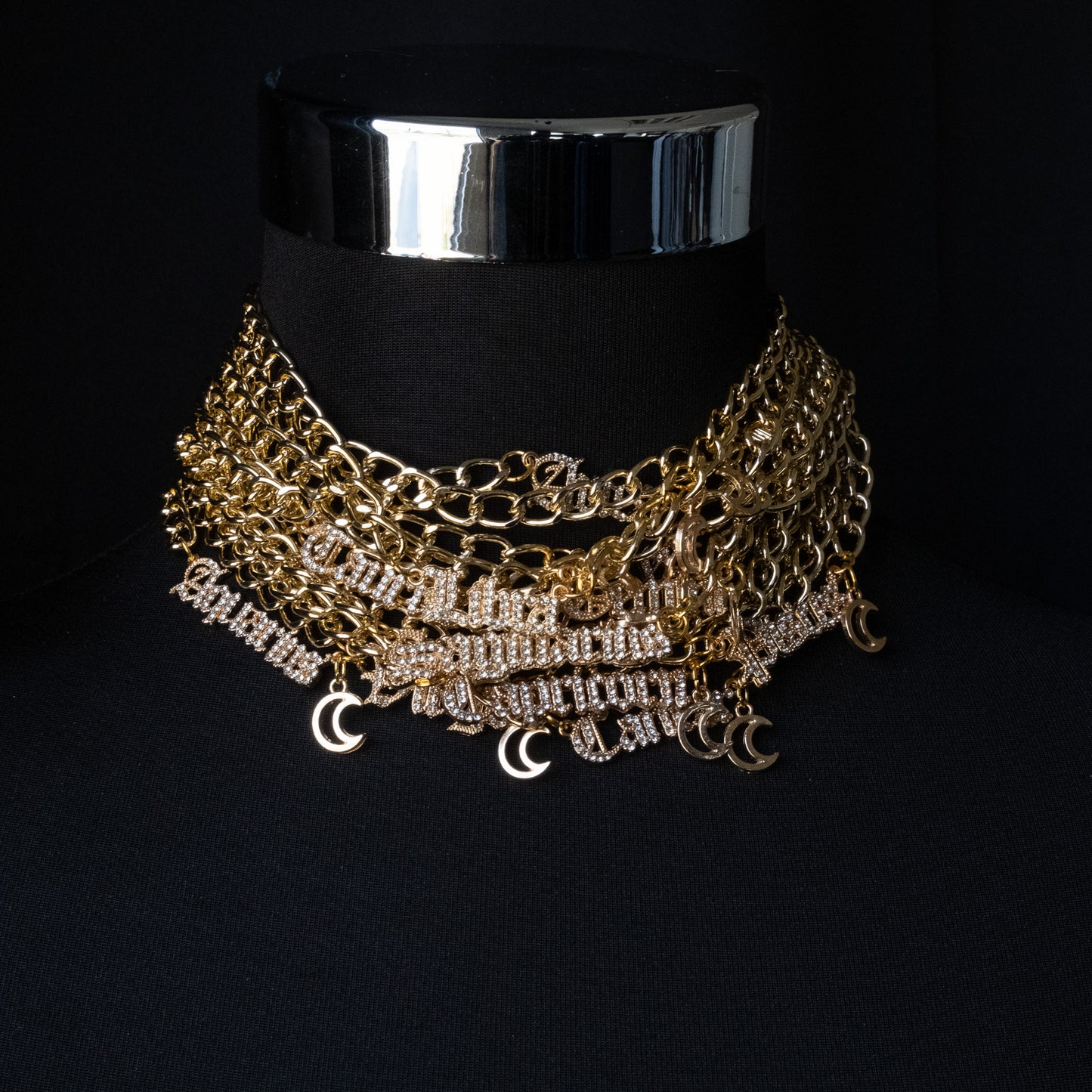 Collier Astro